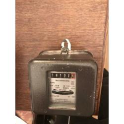 AEG J16G 230 Volt Tussenmeter zwart