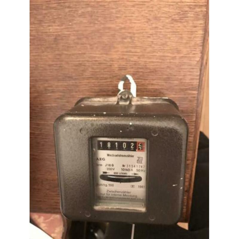 AEG J16G 230 Volt Tussenmeter zwart