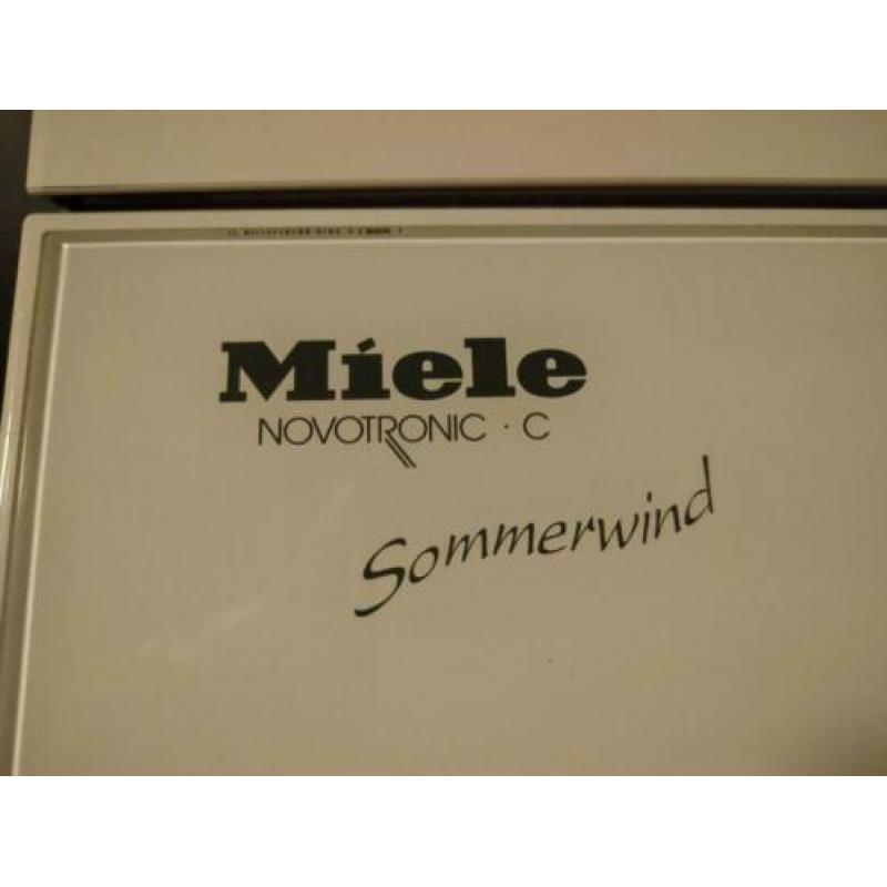 Miele wasmachine met ijzeren trommelkruis en condensdroger