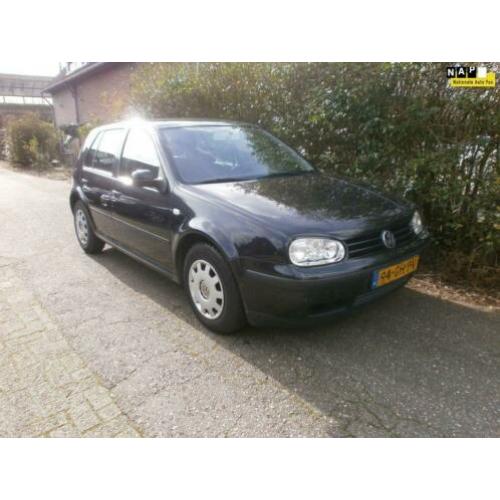 Volkswagen Golf 1.6-16V Comfortline 5drs airco izgst