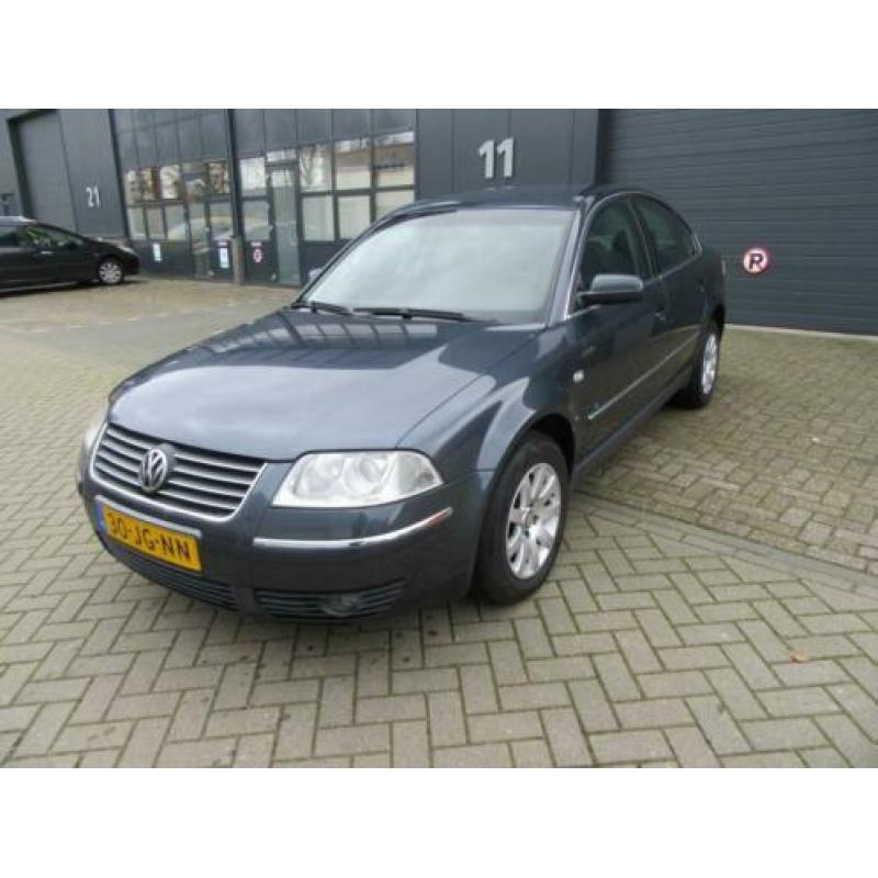 Volkswagen Passat 1.8 Turbo Highline 2002! NAP!Clima!LM-Velg