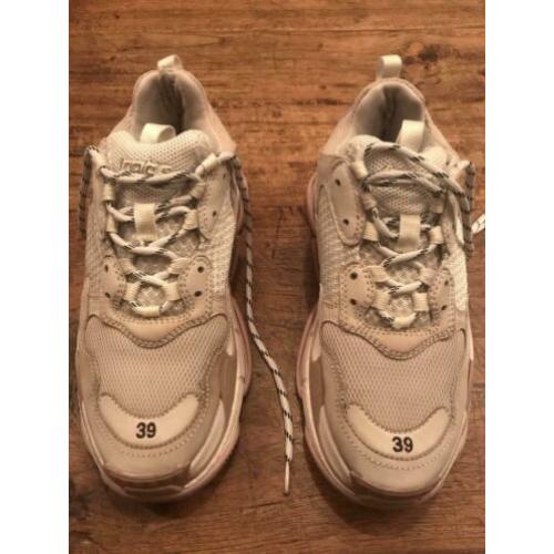 Balanciaga triple s
