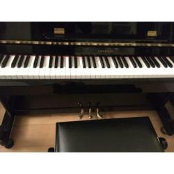 Te koop mooie zwarte Eavestaff piano