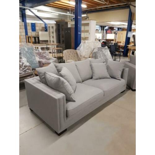 Showroom Richmond 3 zits grijze bank eventueel met fauteuil
