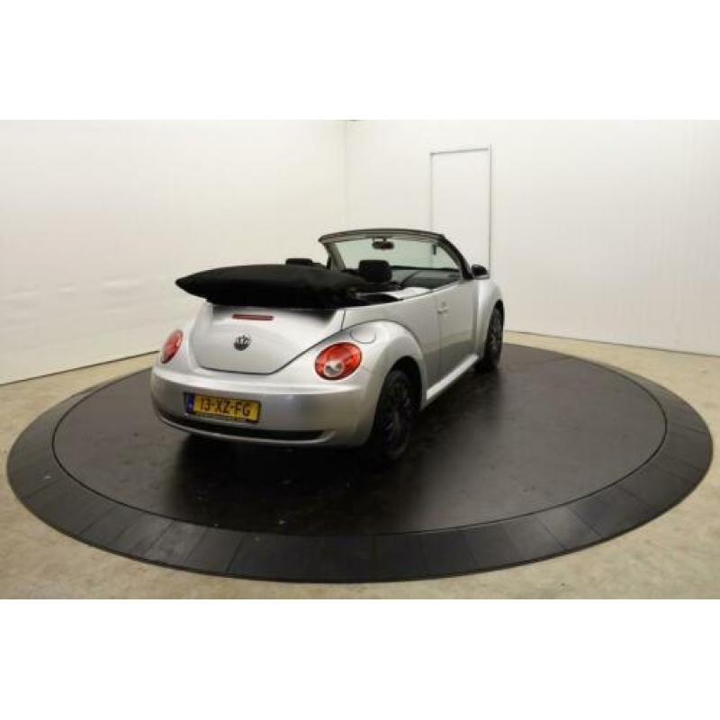 Volkswagen New Beetle Cabriolet 1.6 Highline 102PK NL Auto C