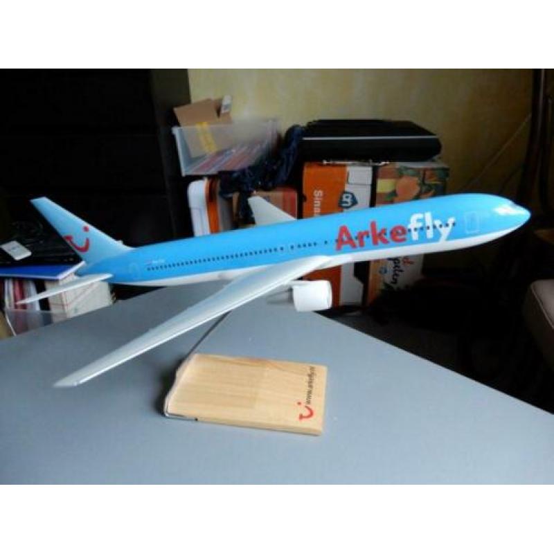 Vliegtuigmodel ArkeFly Boeing 767