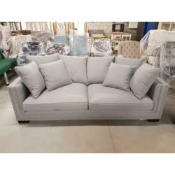 Showroom Richmond 3 zits grijze bank eventueel met fauteuil