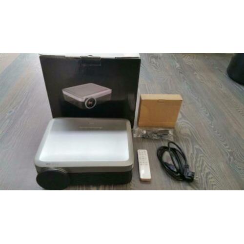 Nieuw! Full HD Beamer met Android/WIFI/LED lamp