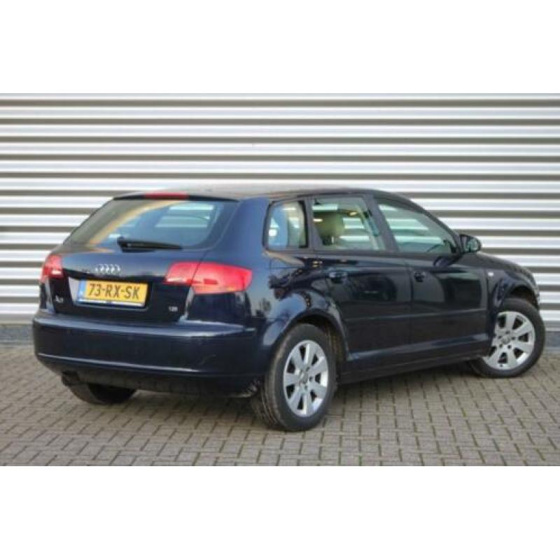 Audi A3 1.6 Ambiente 5-drs Automaat