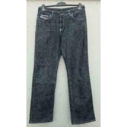 DIESEL stoere stretch spijkerbroek W 31 L 32