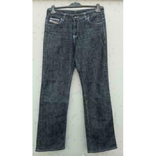 DIESEL stoere stretch spijkerbroek W 31 L 32