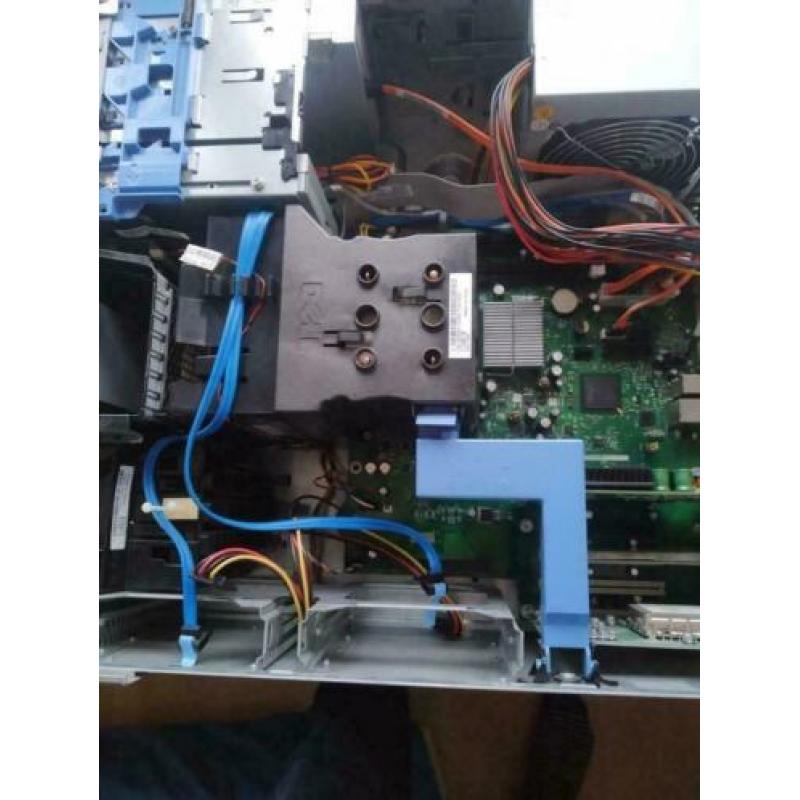 dell dimension 9200 voor onderdelen of evt repareren is ne