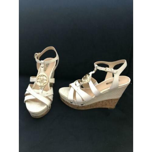 Guess sleekhak maat 37