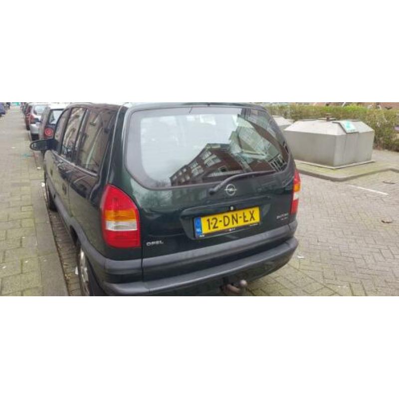 Opel Zafira 1.8 I 1999 Groen. 7 personen. APK tot 21-3-2021