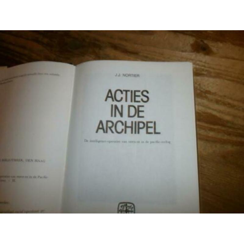 acties in de archipel met kaarten en fotos