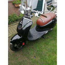 nette sym allo bromscooter bj 2013 in goede staat