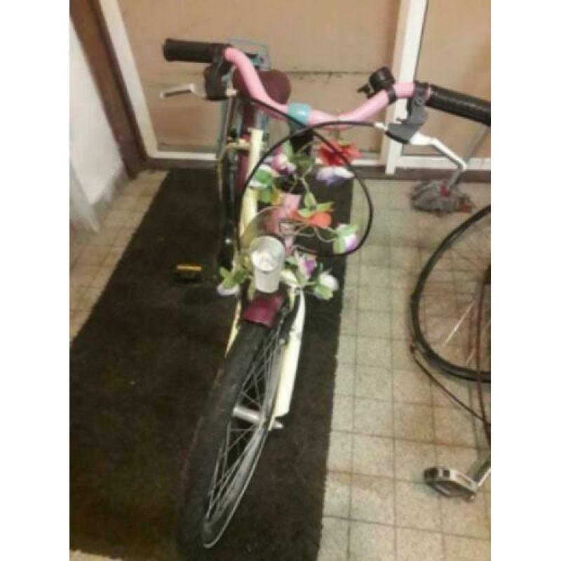 te koop meisjesfiets alpina girlpower 22inch framemaat 36