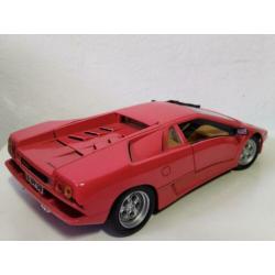 Lamborghini Diablo 1:18 maisto Pol