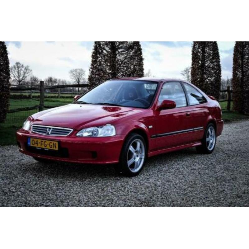 Honda Civic Coupé 1.6i LS Nieuwstaat Nap (bj 2000)