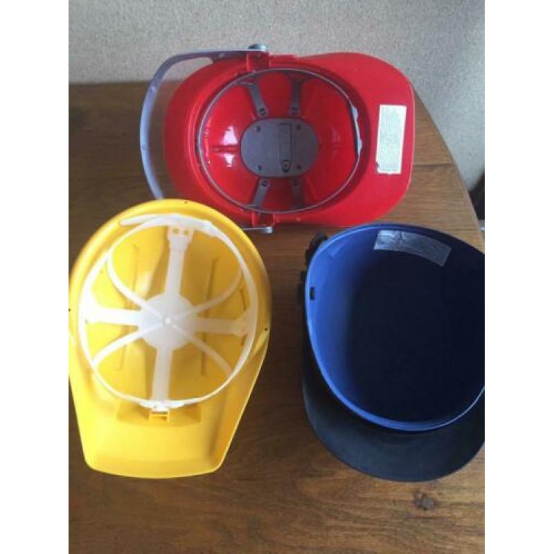 Bouwhelm, politiehelm en brandweerhelm met licht en geluid