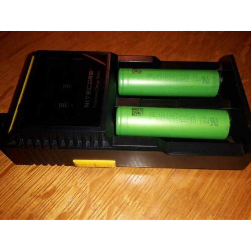 Sony 2 Batterijen 18650 VTC6-3120mAh & Nitecore D2 Pro Lader