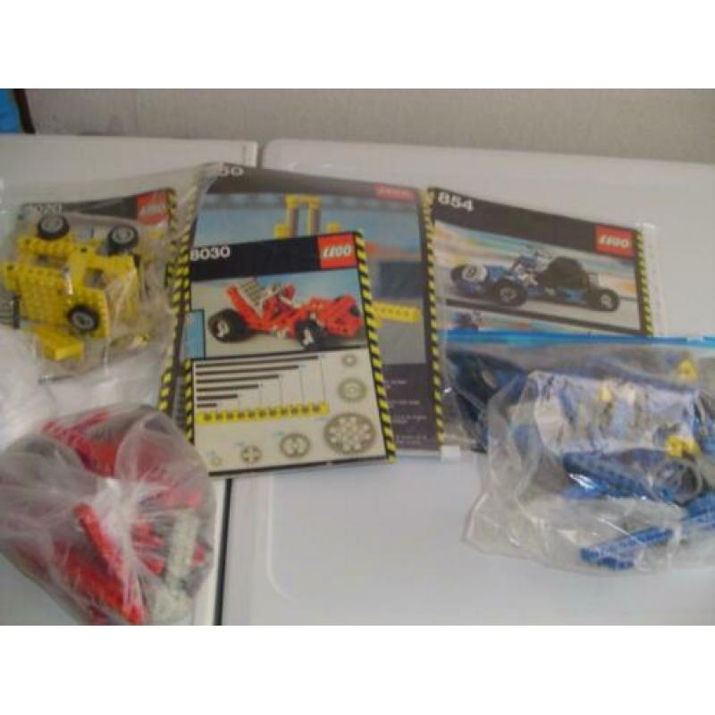 4 setje s lego technic 850-854-8020-8030
