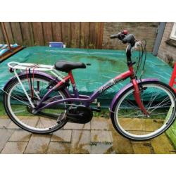 Mooie Batavus Gabbana meisjesfiets 26 inch, 3v