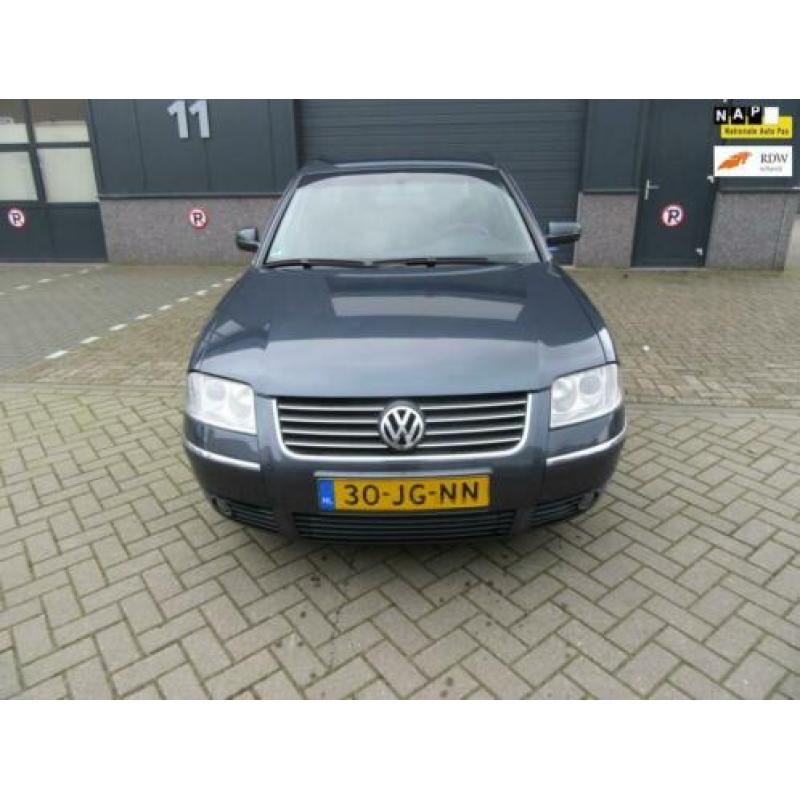 Volkswagen Passat 1.8 Turbo Highline 2002! NAP!Clima!LM-Velg