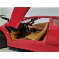 Lamborghini Diablo 1:18 maisto Pol