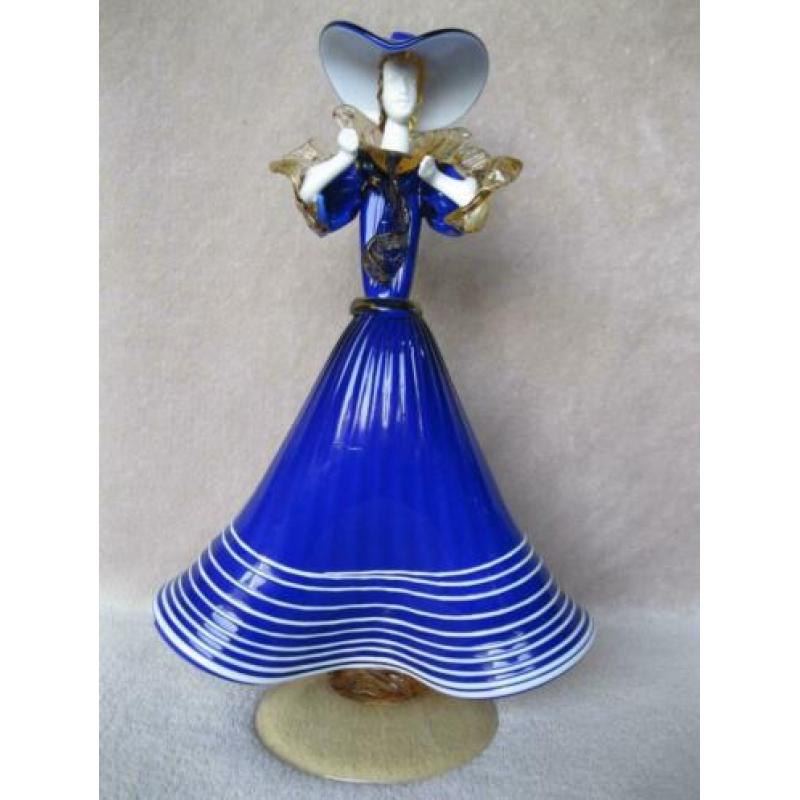 Kunstglas dame (blauwe jurk) Murano.
