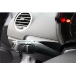 Volkswagen New Beetle Cabriolet 1.6 Highline 102PK NL Auto C