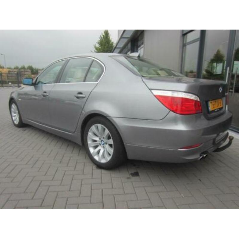 Bmw 5-SERIE 525i Executive AUTOMAAT Beige Leder, afnb. Trekh