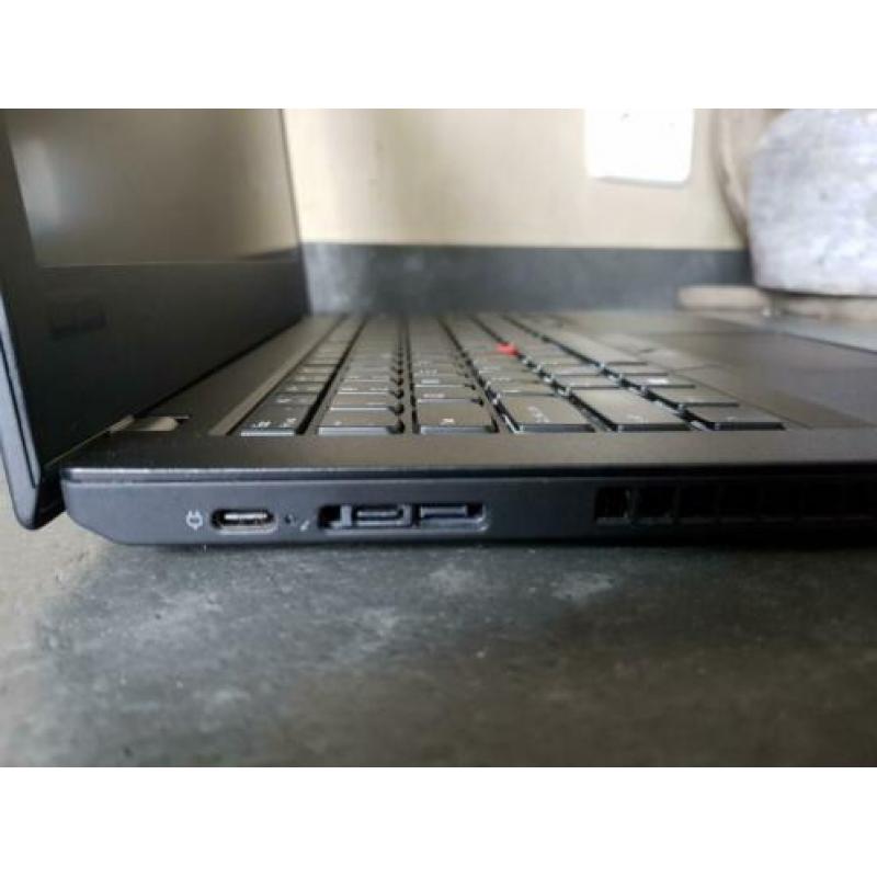 Lenovo Thinkpad T480 | i7-8650U | 1920x1080 | 16GB | 512m2