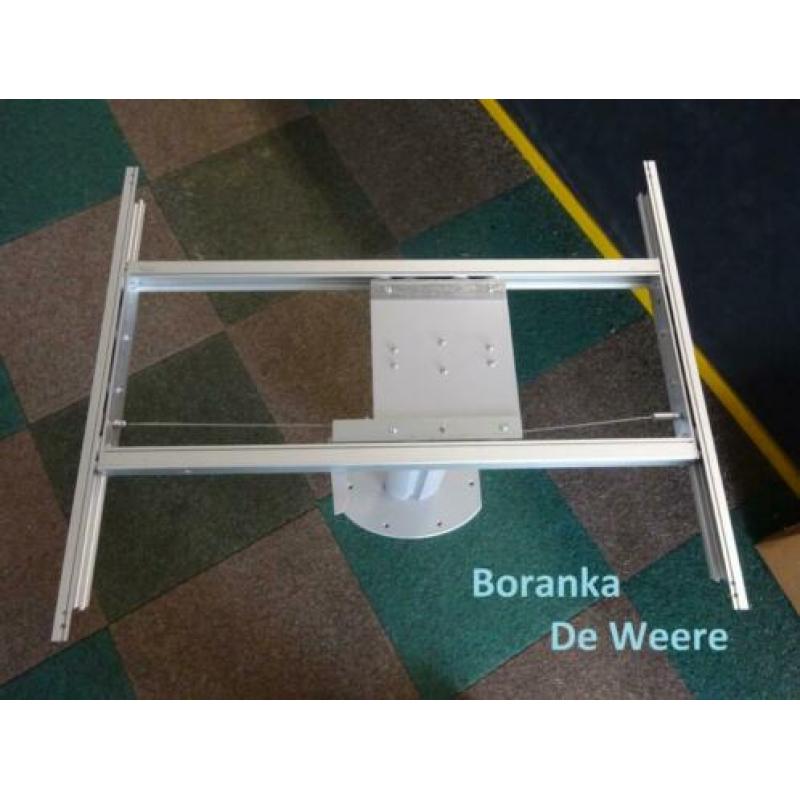 • 32 . BORANKA.PARTS Tafelpoot recht.