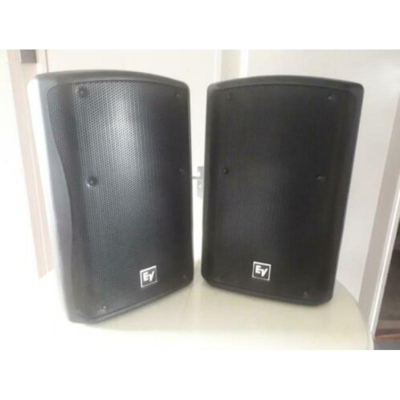 EV * 2 Passieve ZX5 * 15" * z.g.a.n. uit rookvrije studio