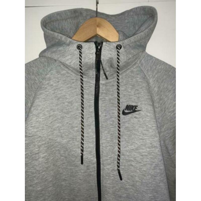 Nike Tech Fleece Vest Grijs Maat M air yeezy off white