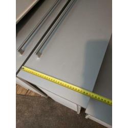 8 grote lades met complete met rails