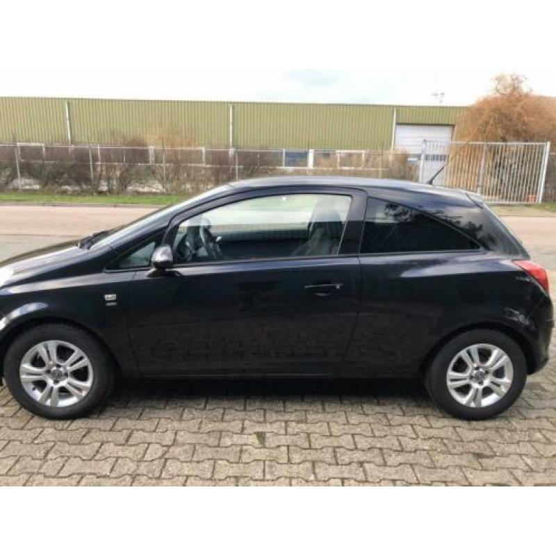 Opel Corsa 1.2 2011 50000 KM AANTOONBAAR!!!