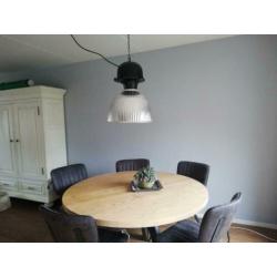 Industriële hanglamp van aluminium.