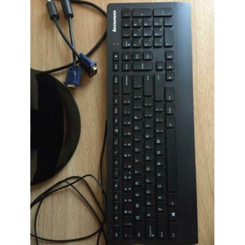 Asus beeldscherm en lenovo toetsenbord
