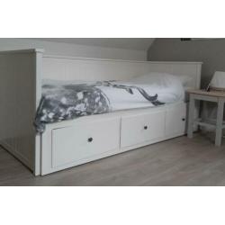 Ikea uitschuifbed