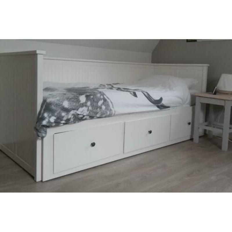 Ikea uitschuifbed