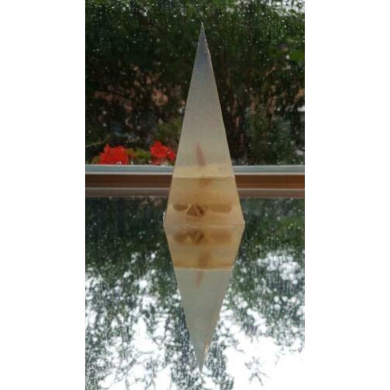 Orgonite pyramide in glas