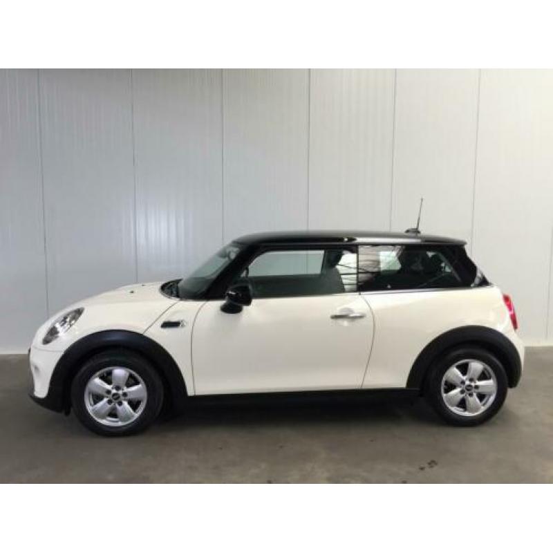 MINI Mini 1.5 COOPER NAVI.Pro-ECC-LMV-WIRED PAKKET-CRUISE
