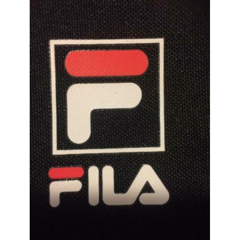 Nieuw tasje van FILA zwart logo