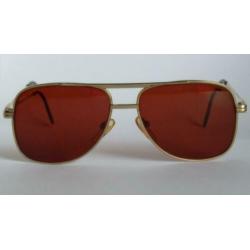 Vintage goudkleurige bril, model aviator, met zonneglazen