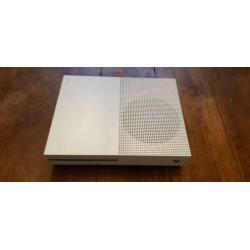 Xbox one S 500 gb