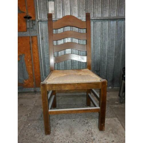 6 eiken stoelen om op te knappen