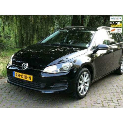 Volkswagen Golf Variant 1.6 TDI Highline Navi,49000 km,b.j.
