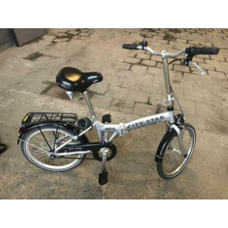 Vrijwel 2 hagelnieuwe vouwfietsen City Star